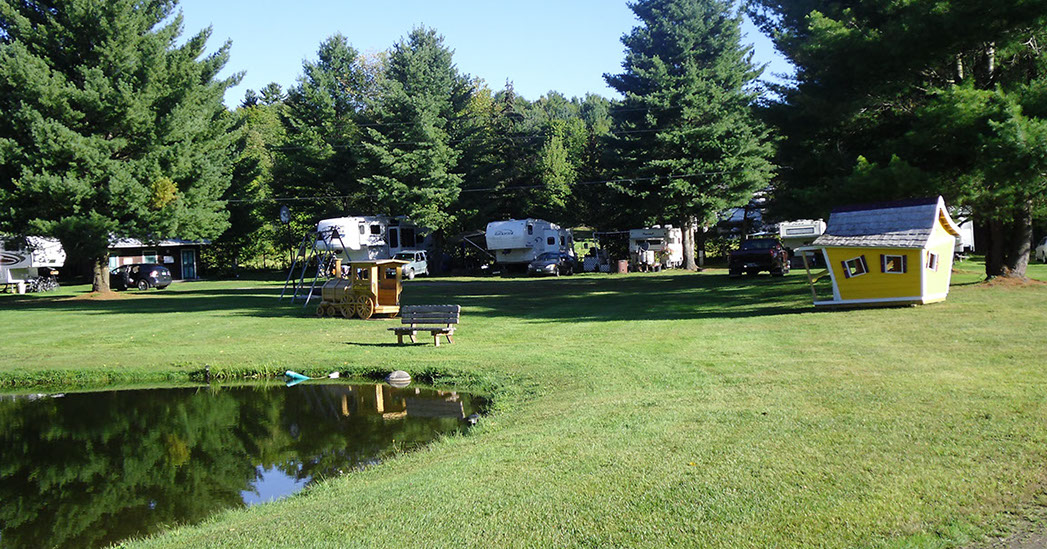 Crooked house near the campground